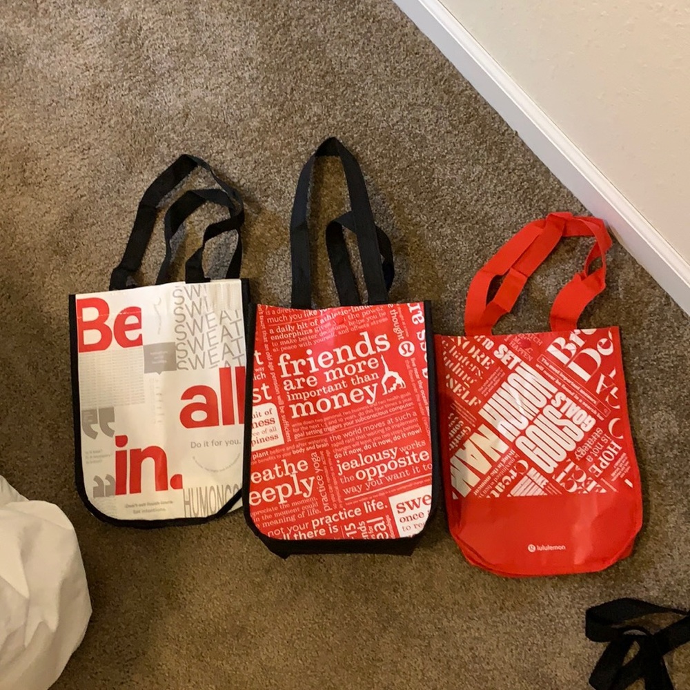 Lululemon tote bags (small)